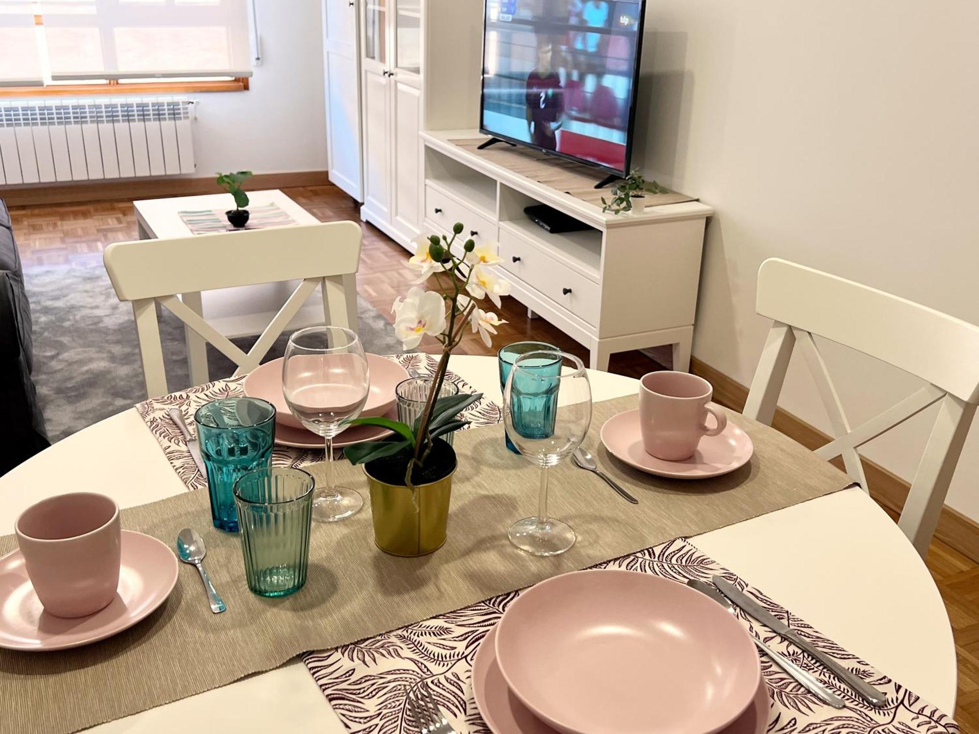 Apartamento Europa Centric Parking Gratis Ов'єдо Екстер'єр фото